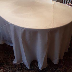 Round Ivory Tablecloths for 8 ft. tables, set of 5
